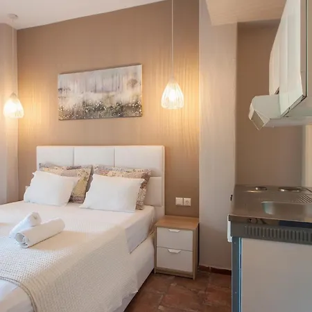 Albanis Apartman Koliósz