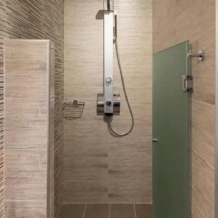 Apartman Albanis Koliósz