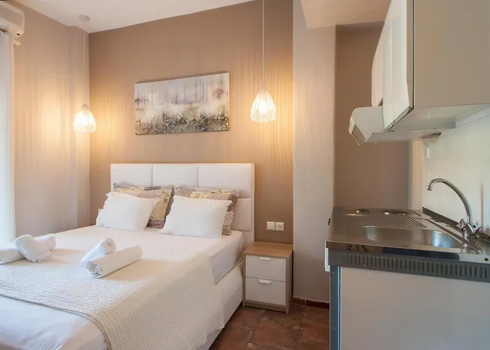 Albanis Apartment Kolios