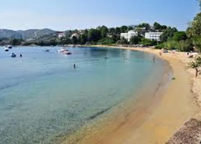 Albanis Apartment Kolios